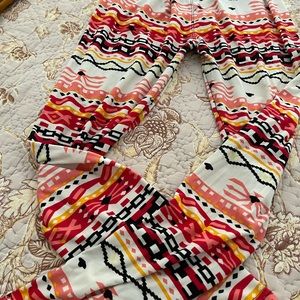 BUNDLE OF 4 for 20 dollars!!! Fit size 16 or XL